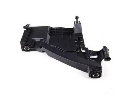 Articolo 21CV4 - STAFFA FARO A/DX AUDI A5 03/07>03/12