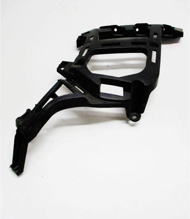 Articolo F370X - STAFFA P/TI P/SX PEUGEOT 3008 01/16>