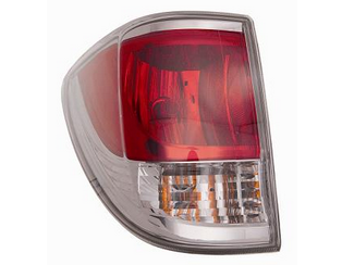 Articolo XF1XV - FANALE P/DX MAZDA BT 50 01/12>